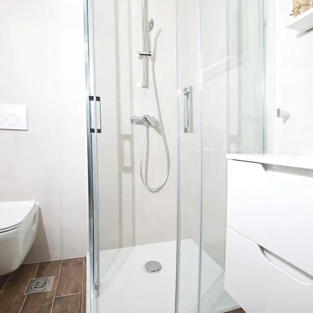 Apartman Hera *